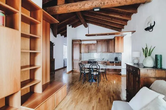 La Corte Di Costantino-downtown * 科莫